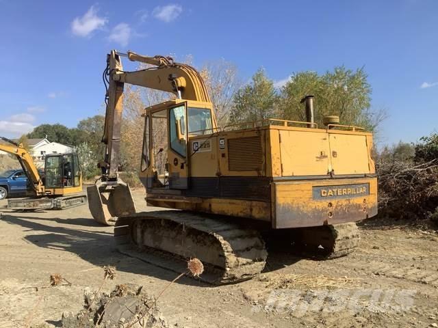 CAT 225 Escavatori cingolati