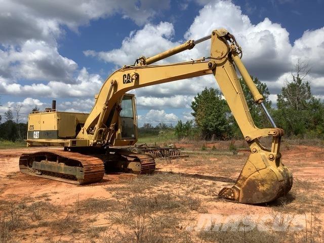 CAT 225 Escavatori cingolati