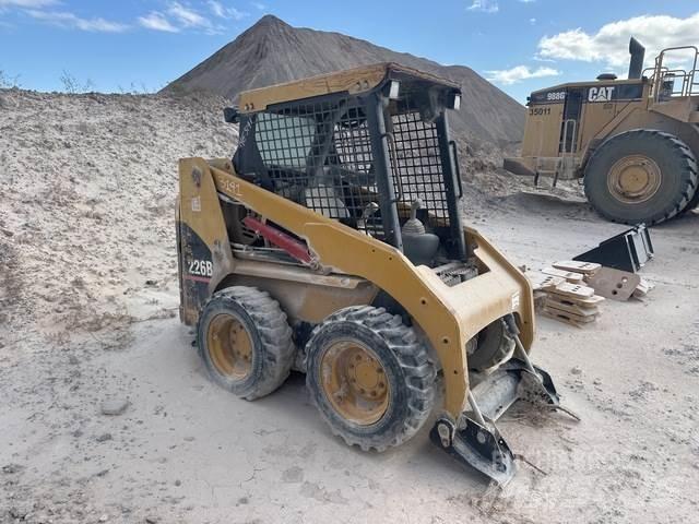 CAT 226B Mini Pale Gommate