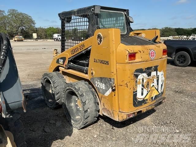 CAT 226B3 Mini Pale Gommate