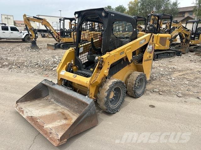 CAT 226D3 Mini Pale Gommate