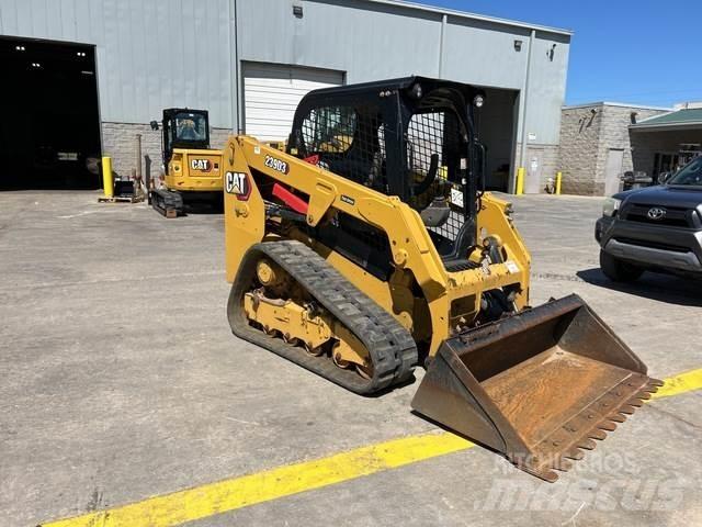 CAT 239D3 Mini Pale Gommate