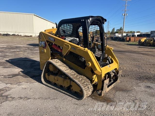 CAT 239D3 Mini Pale Gommate