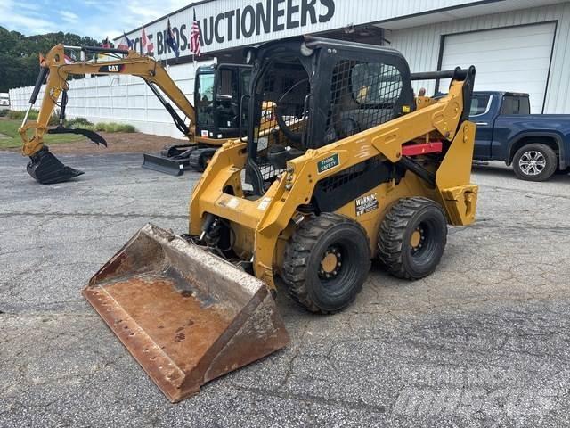 CAT 242D Mini Pale Gommate