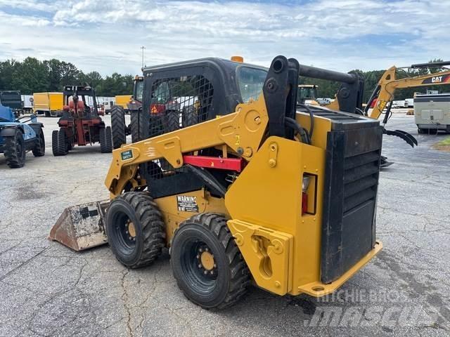 CAT 242D Mini Pale Gommate