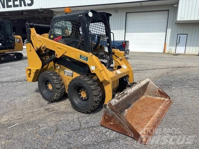 CAT 242D Mini Pale Gommate