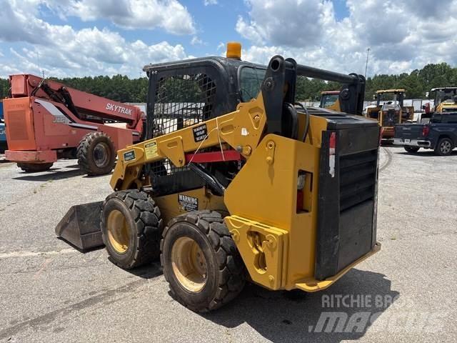 CAT 242D Mini Pale Gommate