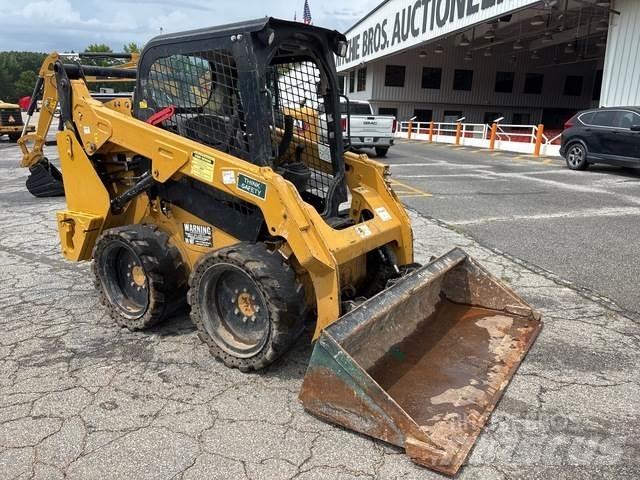 CAT 242D Mini Pale Gommate