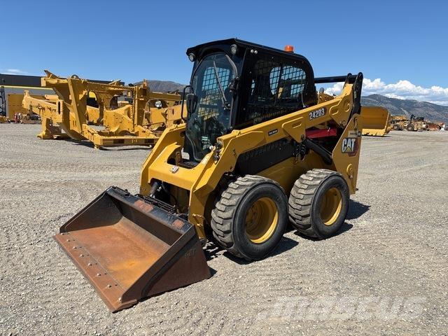 CAT 242D3 Mini Pale Gommate