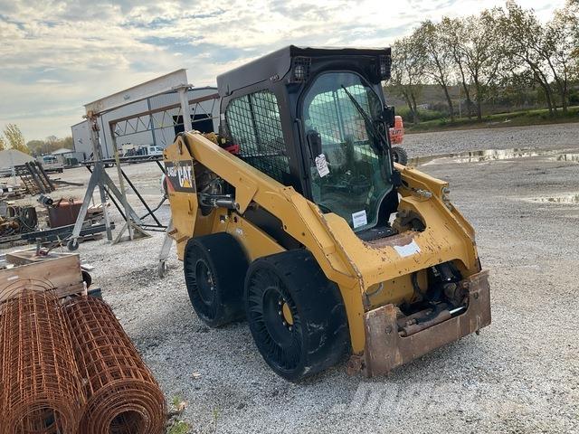 CAT 246D Mini Pale Gommate