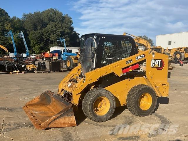 CAT 246D3 Mini Pale Gommate