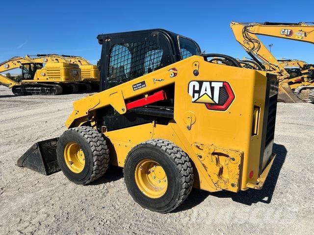 CAT 246D3 Mini Pale Gommate