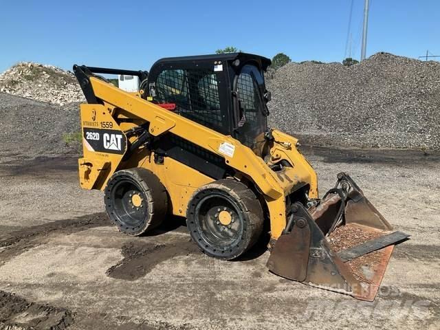 CAT 262D Mini Pale Gommate