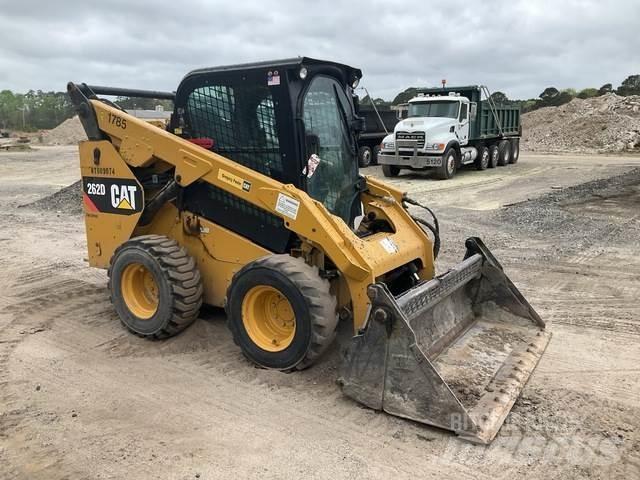 CAT 262D Mini Pale Gommate
