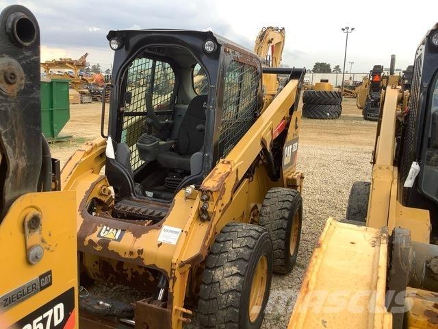CAT 262D Mini Pale Gommate