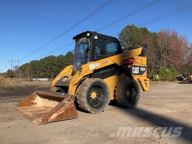 CAT 262D Mini Pale Gommate