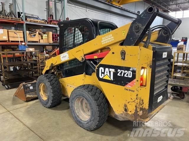 CAT 272D Mini Pale Gommate