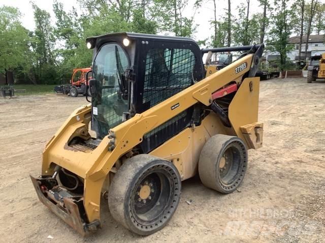CAT 272D3 Mini Pale Gommate