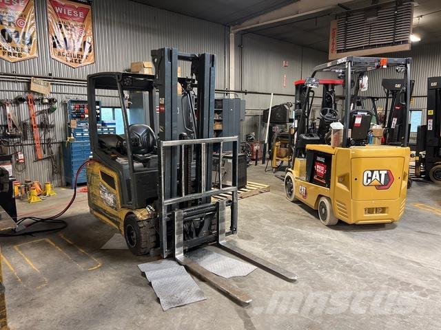 CAT 2ET4000 Carrelli elevatori elettrici