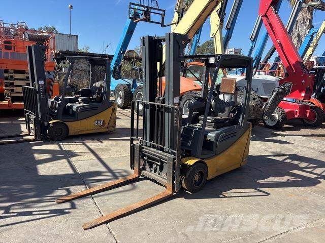 CAT 2ET4000 Carrelli elevatori elettrici