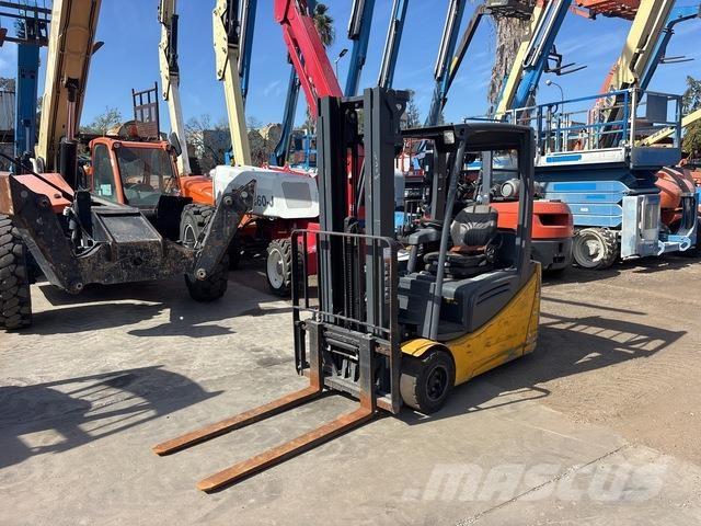 CAT 2ET4000 Carrelli elevatori elettrici