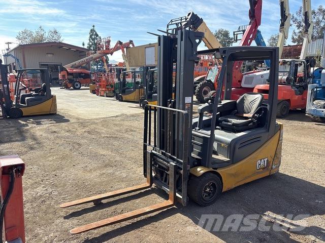 CAT 2ET4000 Carrelli elevatori elettrici