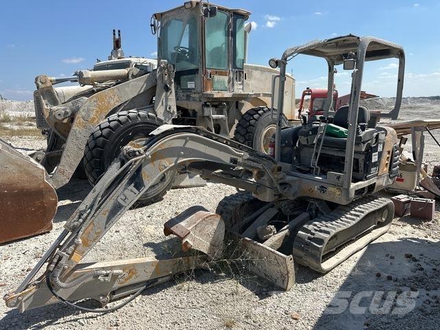CAT 302.5 Escavatori cingolati