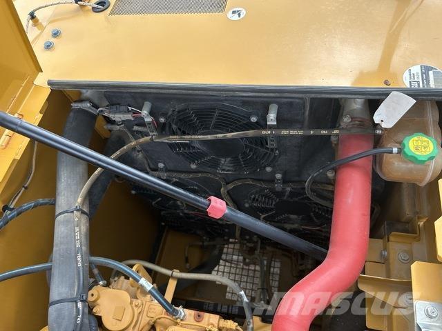 CAT 320GC Escavatori cingolati