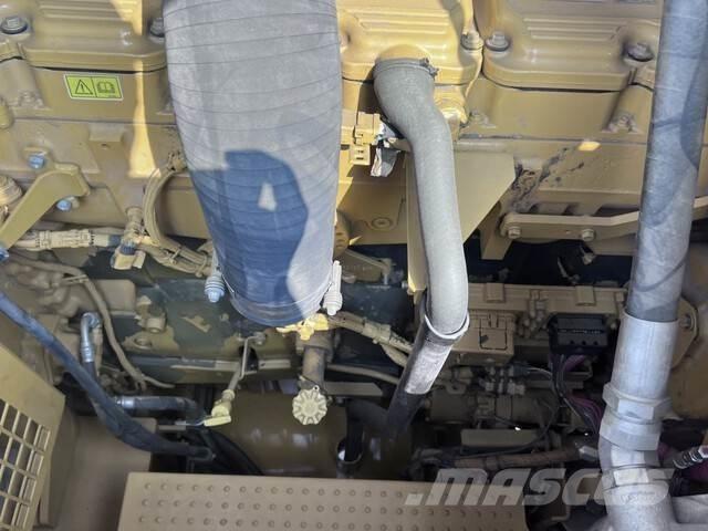 CAT 395 Escavatori cingolati