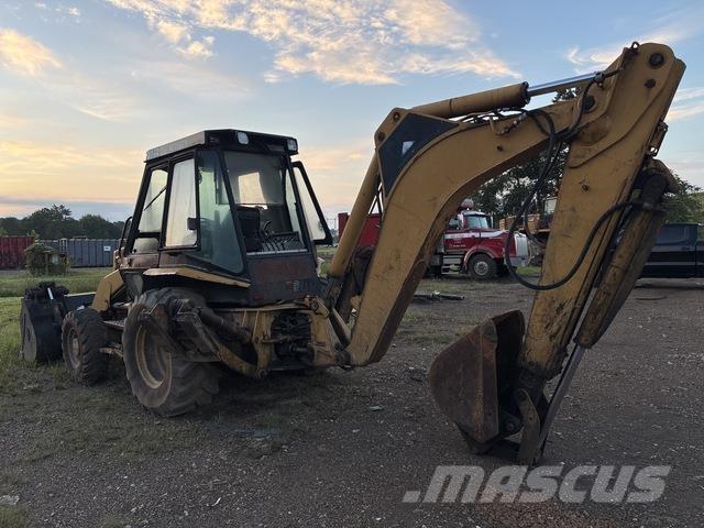 CAT 436B Terne
