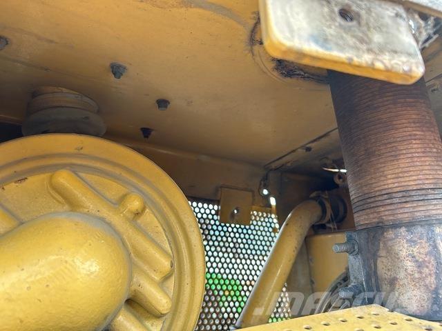 CAT 527 Dozer cingolati