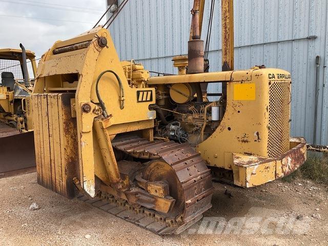 CAT 561C Posatubi cingolati