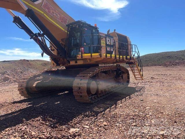 CAT 6015B Escavatori cingolati