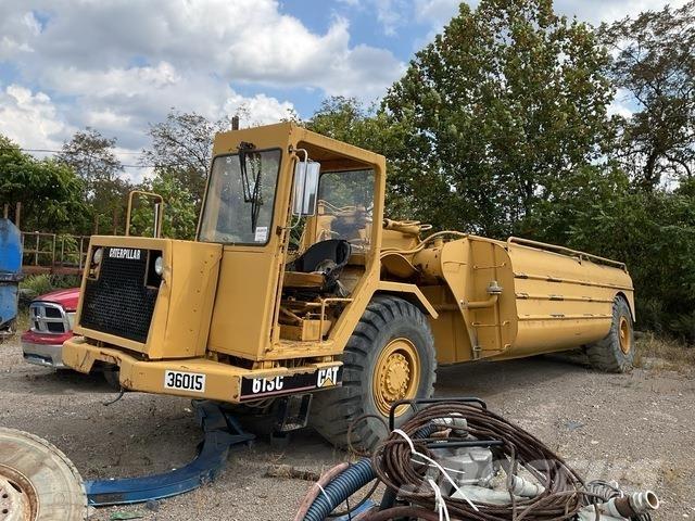 CAT 613C Autocisterne