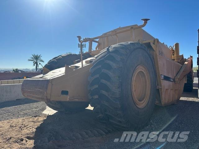 CAT 651B Autocisterne