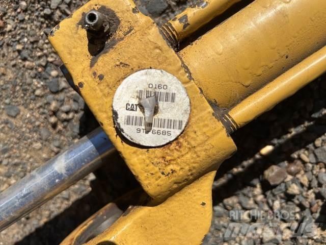 CAT 657E Trasporto - Altro