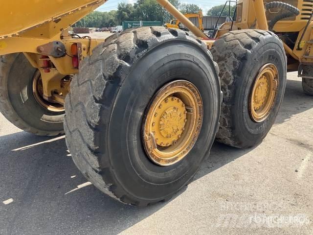 CAT 725 Dumpers articolati