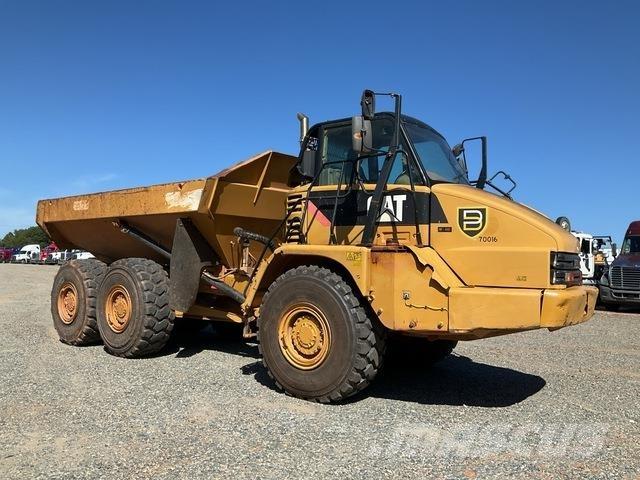 CAT 725 Dumpers articolati
