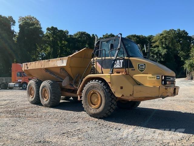 CAT 725 Dumpers articolati