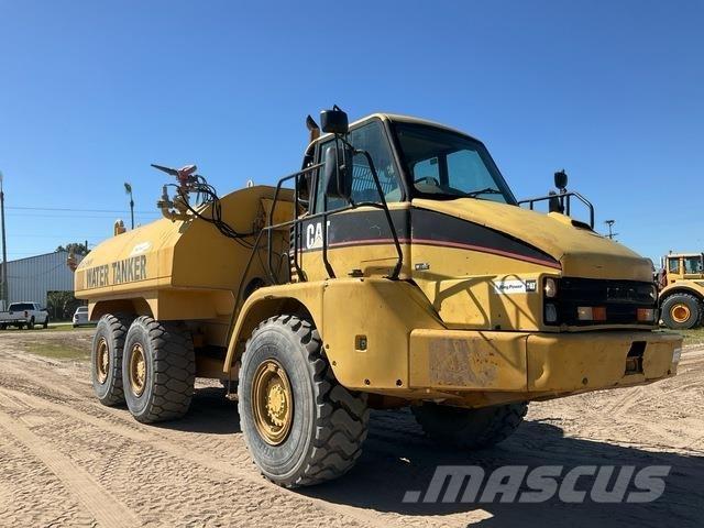CAT 725 Autocisterne