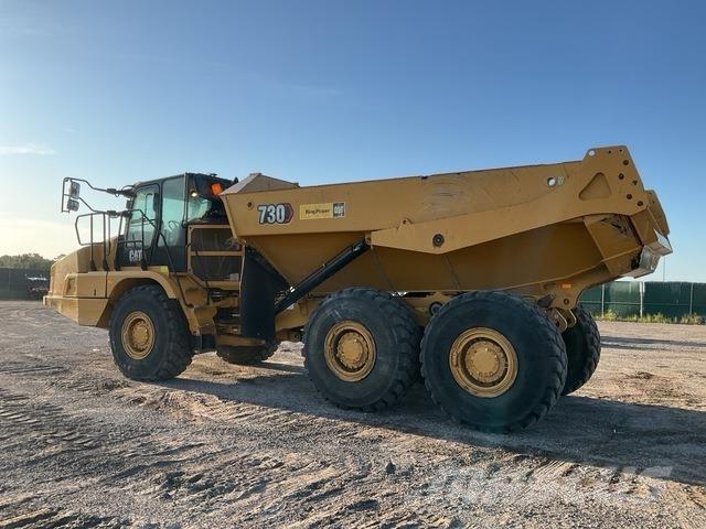 CAT 730 Dumpers articolati