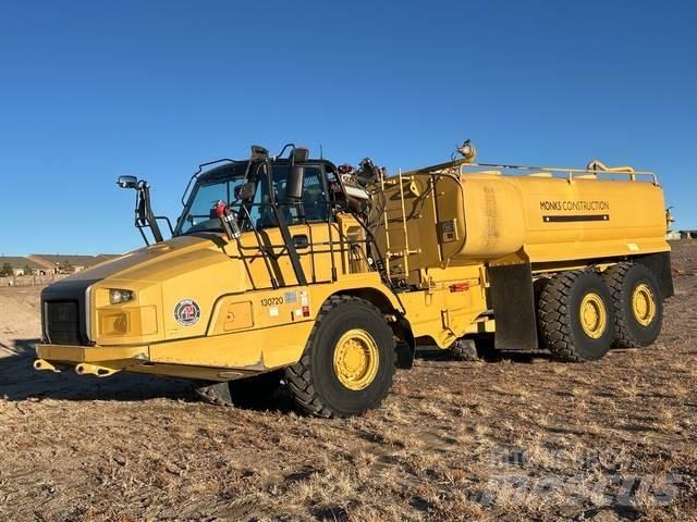CAT 730C Autocisterne