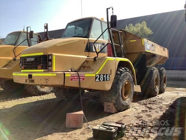 CAT 740 Dumpers articolati