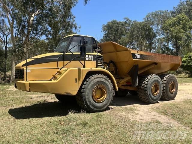 CAT 740 Dumpers articolati