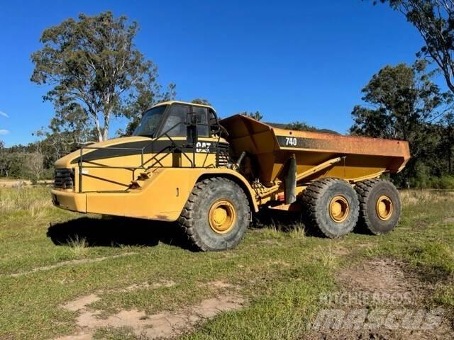 CAT 740 Dumpers articolati