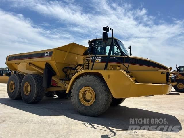 CAT 740 Dumpers articolati