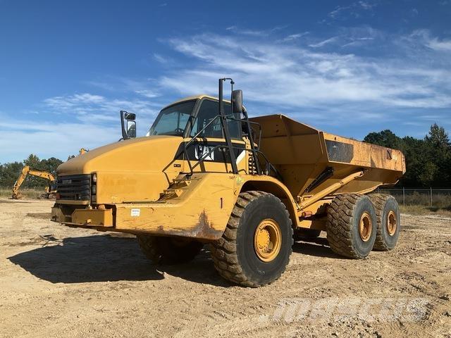 CAT 740 Dumpers articolati