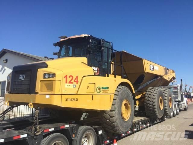 CAT 745 Dumpers articolati