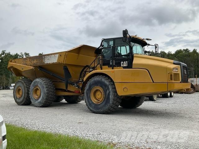 CAT 745 Dumpers articolati