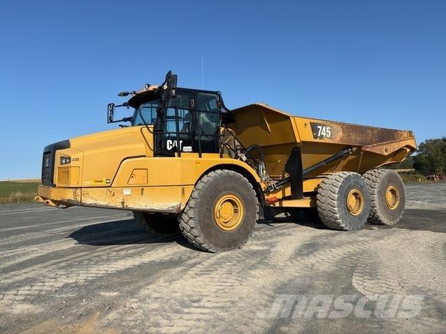 CAT 745 Dumpers articolati